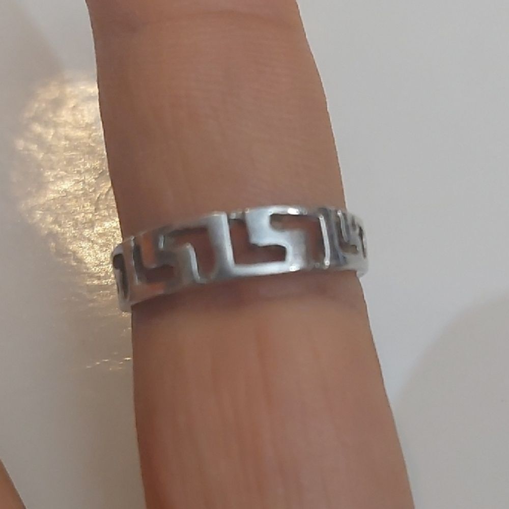 925 Greek Key Meander Cutout Sterling Silver  Ring Size 6.5 2 Grams